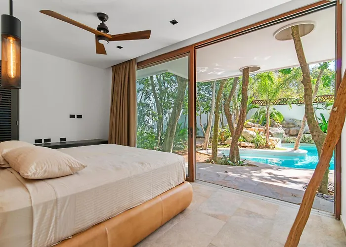 With Lagoon Pool & Jacuzzi 400m From Xcaret