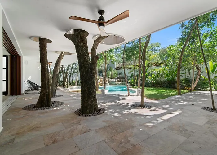 With Lagoon Pool & Jacuzzi 400m From Xcaret Villa Playa del Carmen