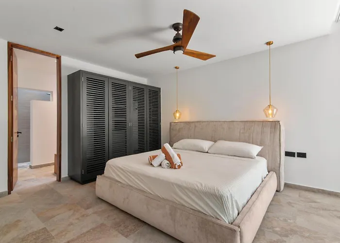 With Lagoon Pool & Jacuzzi 400m From Xcaret Playa del Carmen