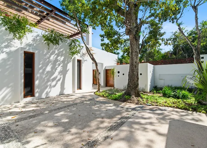 Villa With Lagoon Pool & Jacuzzi 400m From Xcaret *