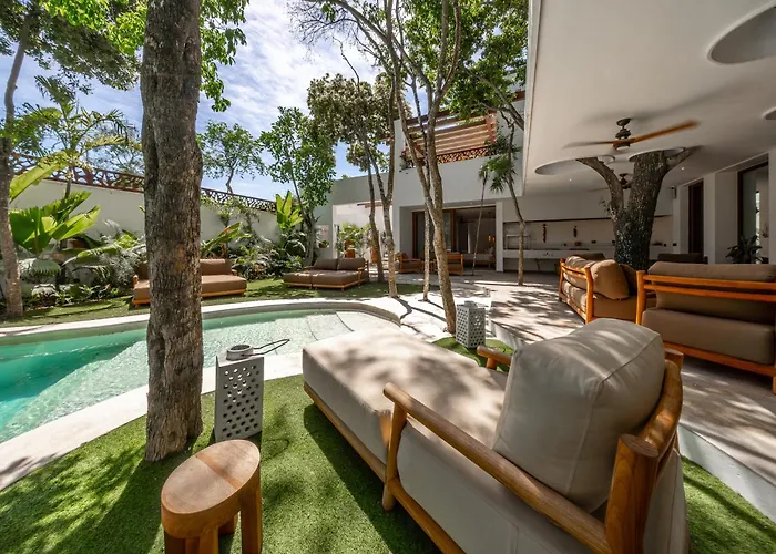With Lagoon Pool & Jacuzzi 400m From Xcaret Playa del Carmen