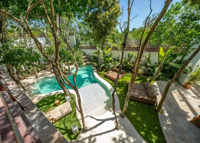 With Lagoon Pool & Jacuzzi 400m From Xcaret Playa del Carmen