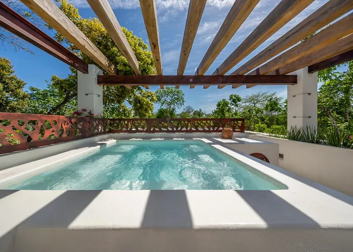 With Lagoon Pool & Jacuzzi 400m From Xcaret Villa *