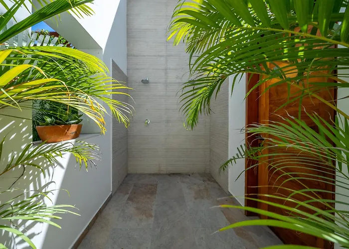With Lagoon Pool & Jacuzzi 400m From Xcaret Villa *